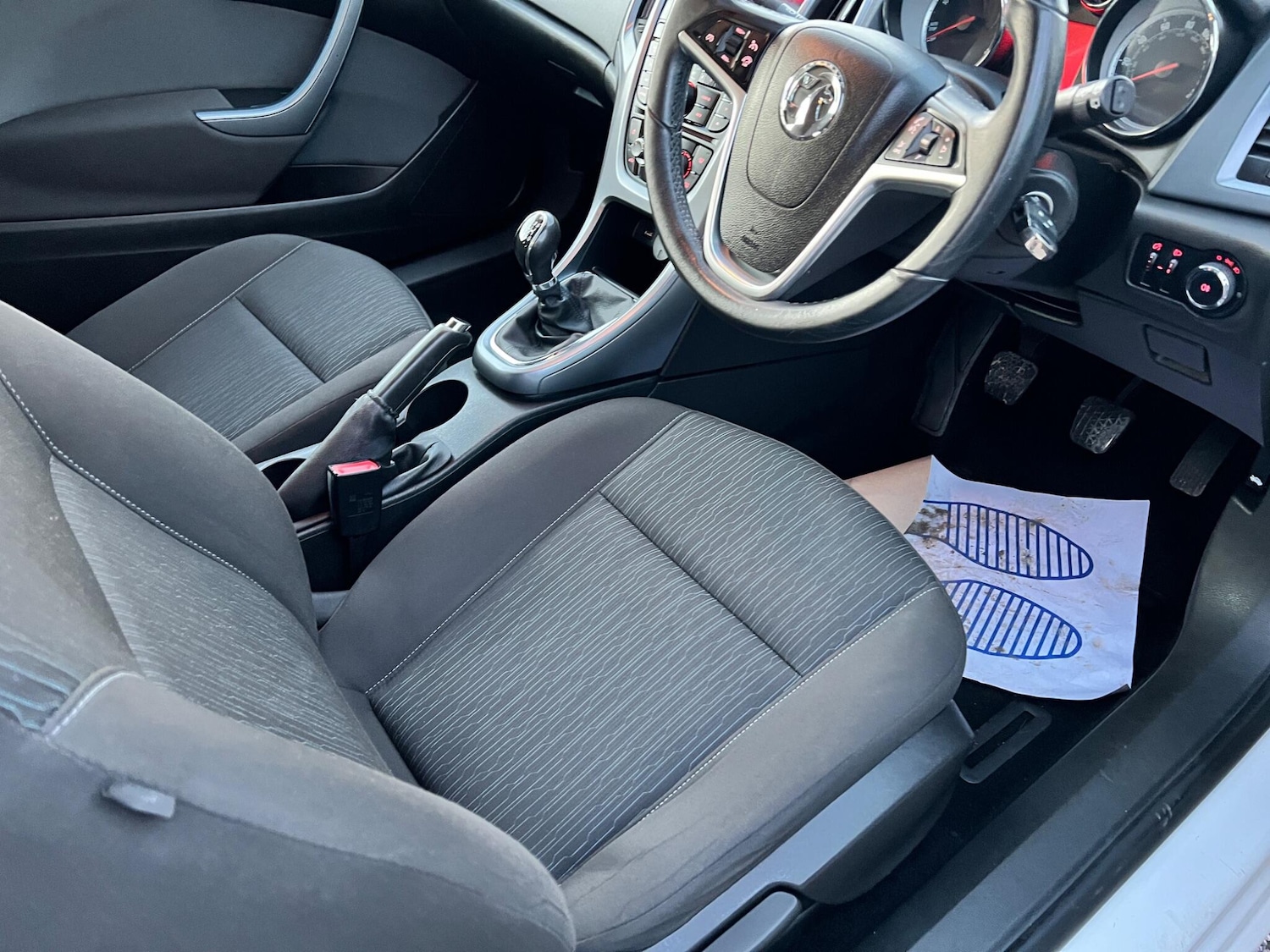 Used Vauxhall Astra GTC 2013 for sale - 77670385: Photo 43