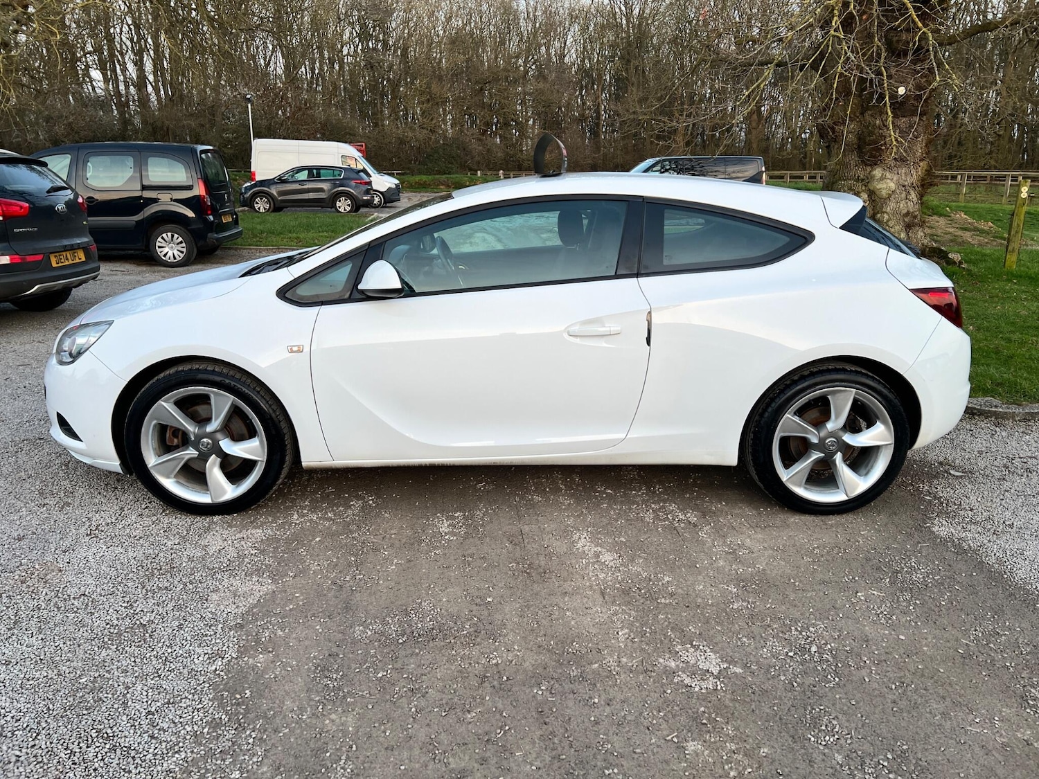 Used Vauxhall Astra GTC 2013 for sale - 77670385: Photo 5