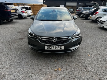 Used Vauxhall Astra 2017 for sale - 76441132: Photo