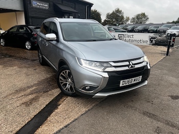 Mitsubishi - Outlander