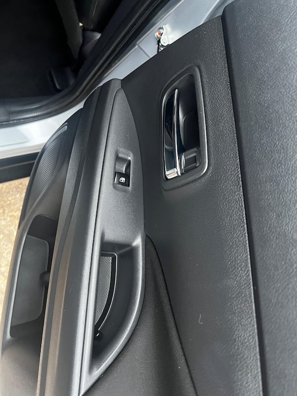 Used Mitsubishi Outlander 2018 for sale - 76270311: Photo 20