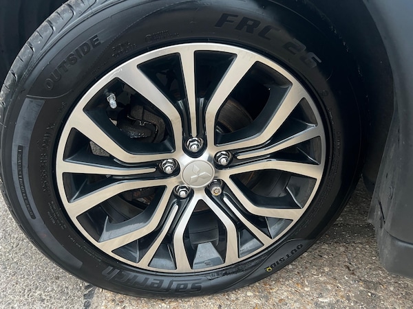 Used Mitsubishi Outlander 2018 for sale - 76270311: Photo 25