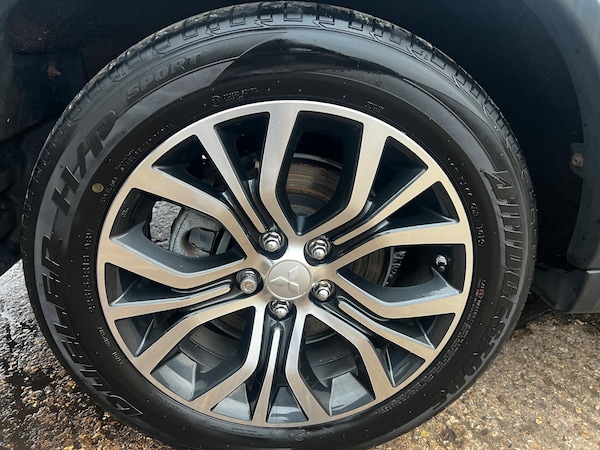 Used Mitsubishi Outlander 2018 for sale - 76270311: Photo 27
