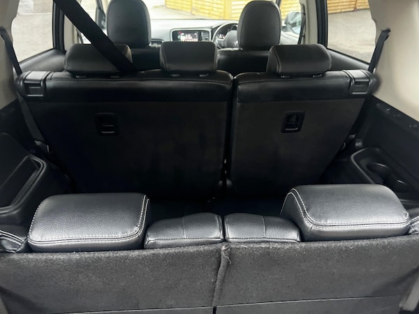 Used Mitsubishi Outlander 2018 for sale - 76270311: Photo 35