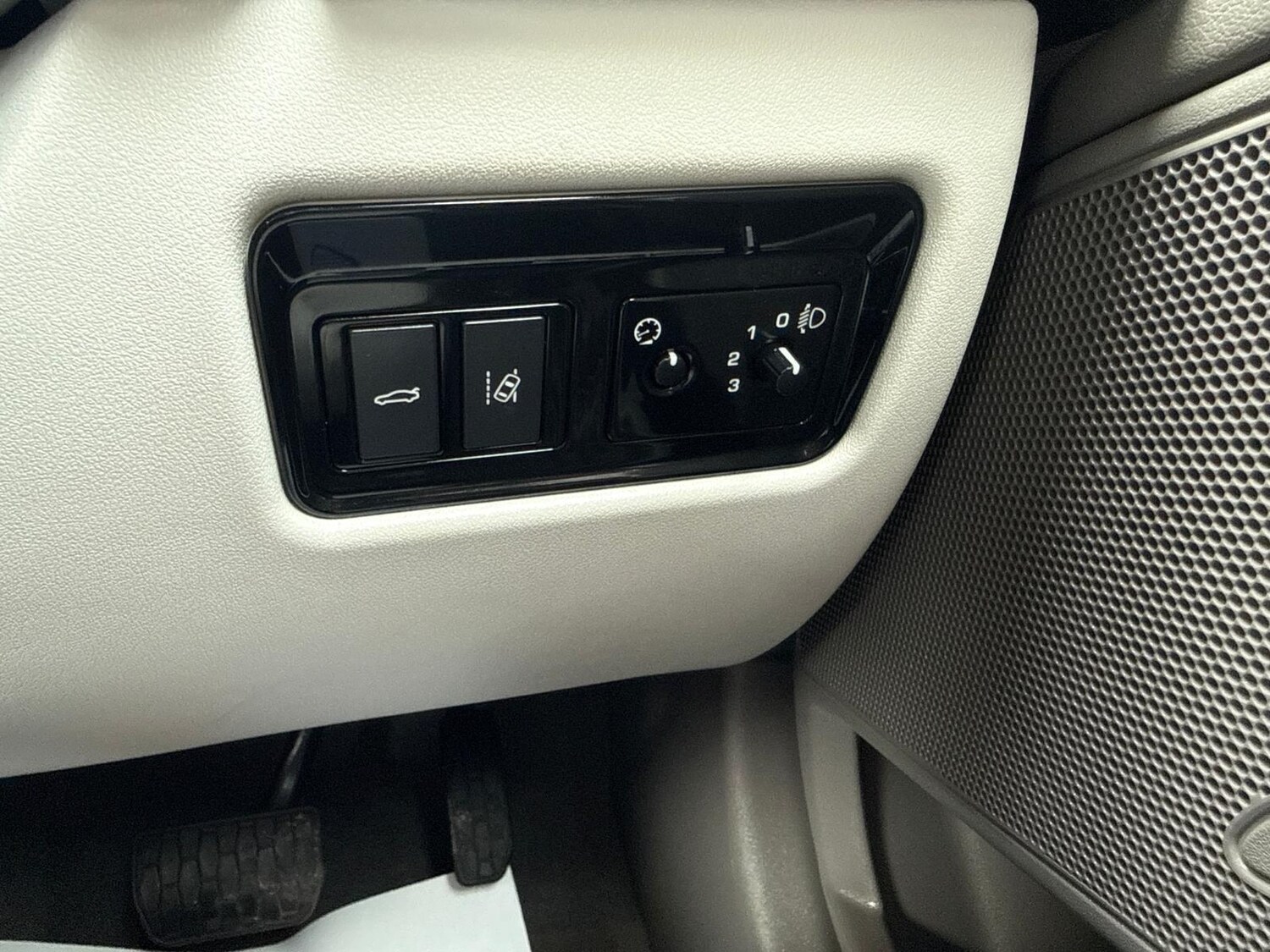 Used Jaguar XE for sale - 78058009: Photo 16