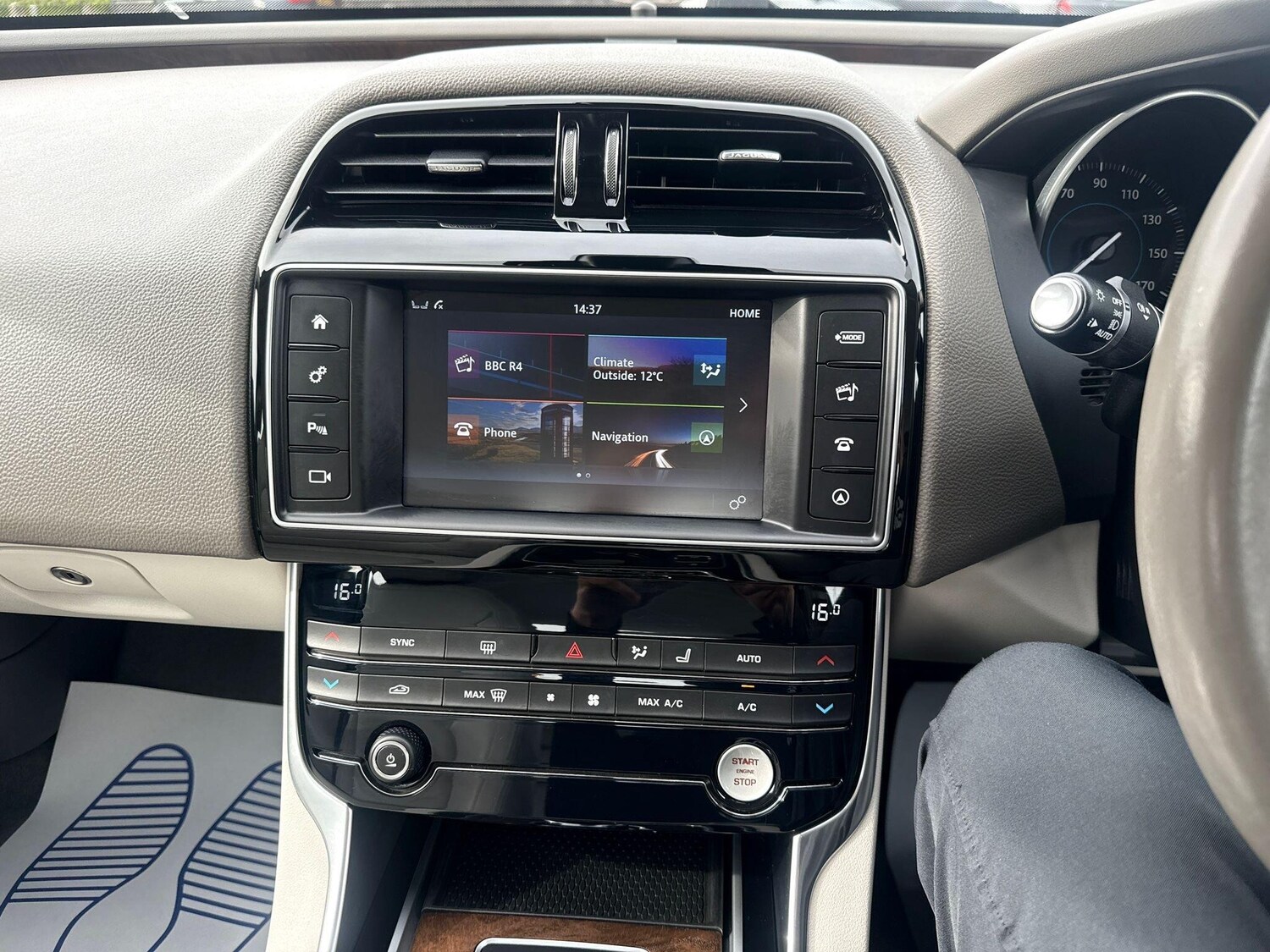 Used Jaguar XE for sale - 78058009: Photo 30