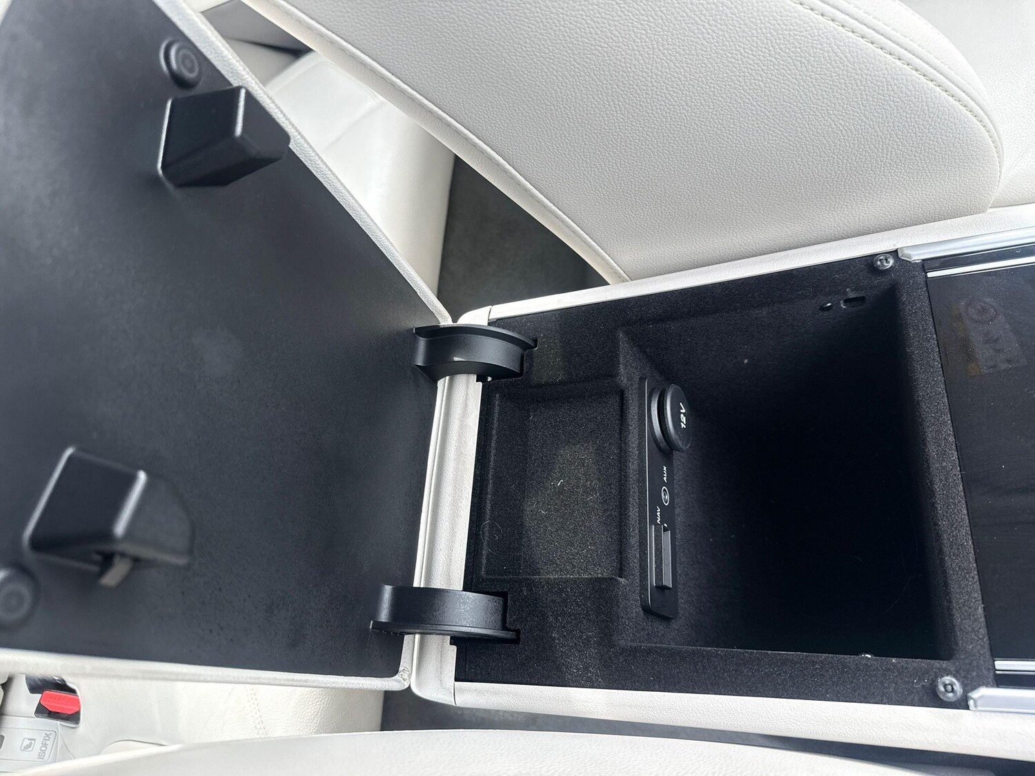 Used Jaguar XE for sale - 78058009: Photo 43