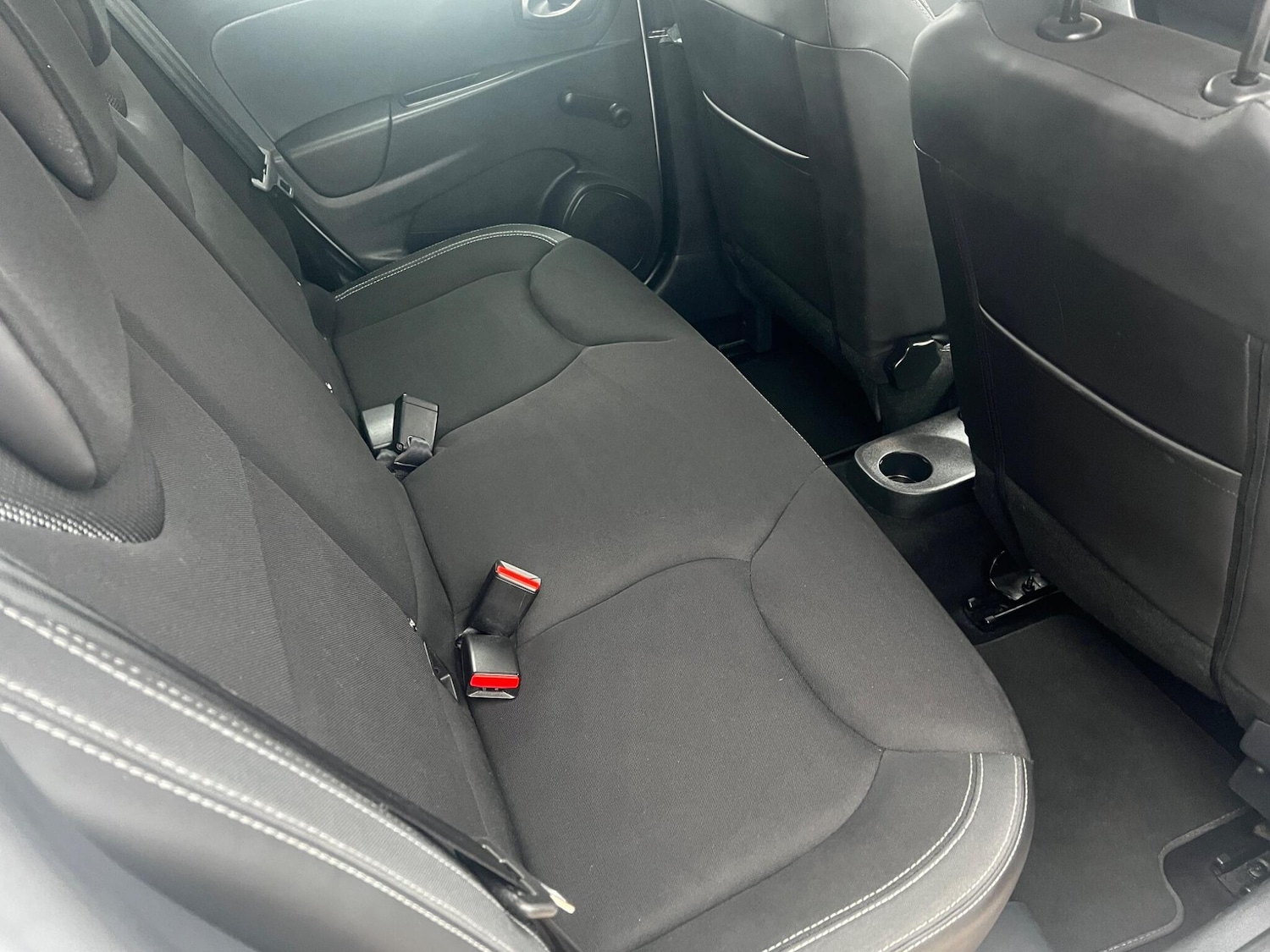 Used Renault Clio 2016 for sale - 76239968: Photo 14