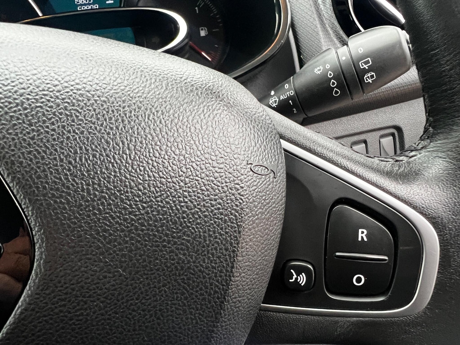 Used Renault Clio 2016 for sale - 76239968: Photo 16