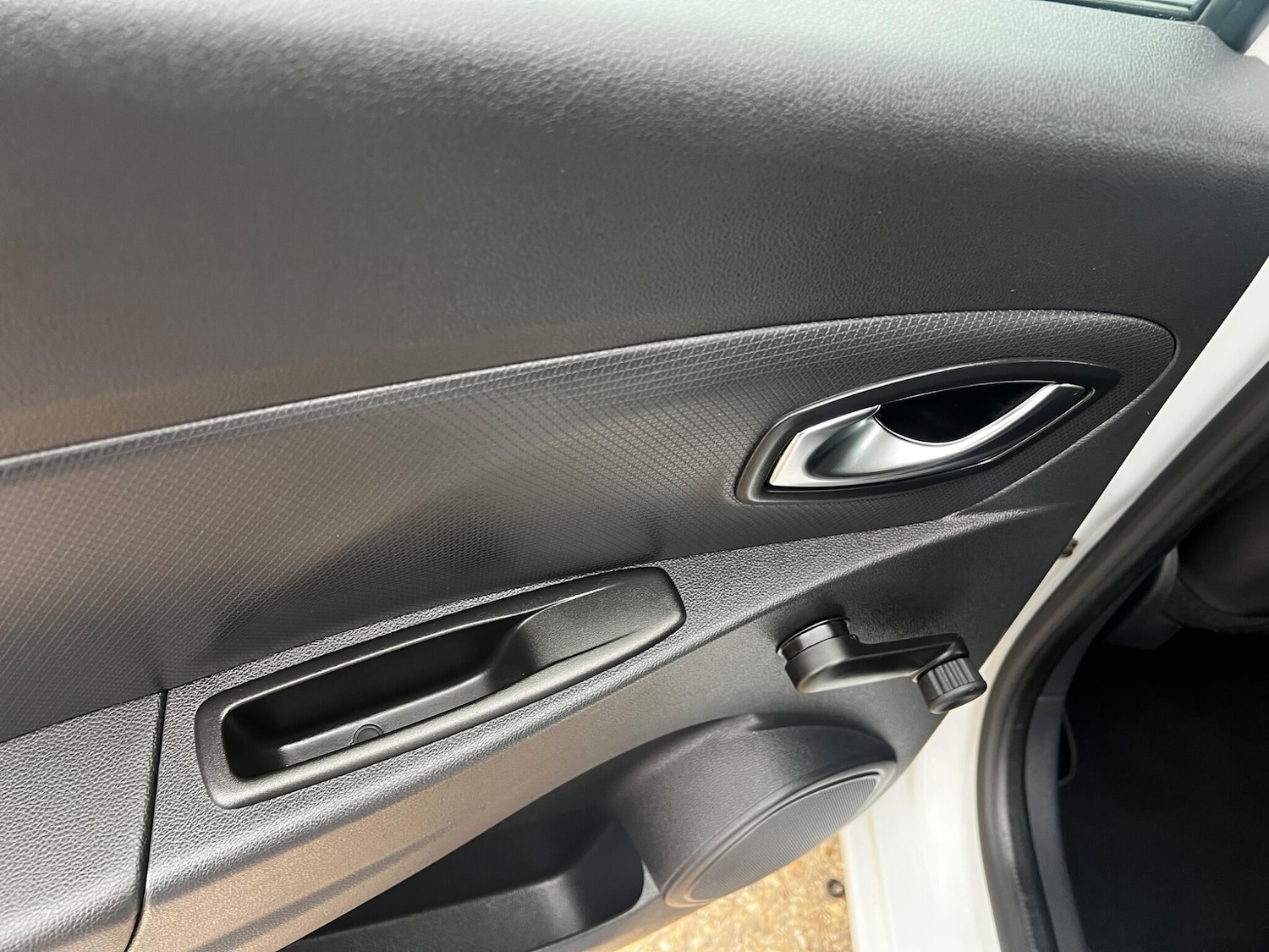 Used Renault Clio 2016 for sale - 76239968: Photo 20