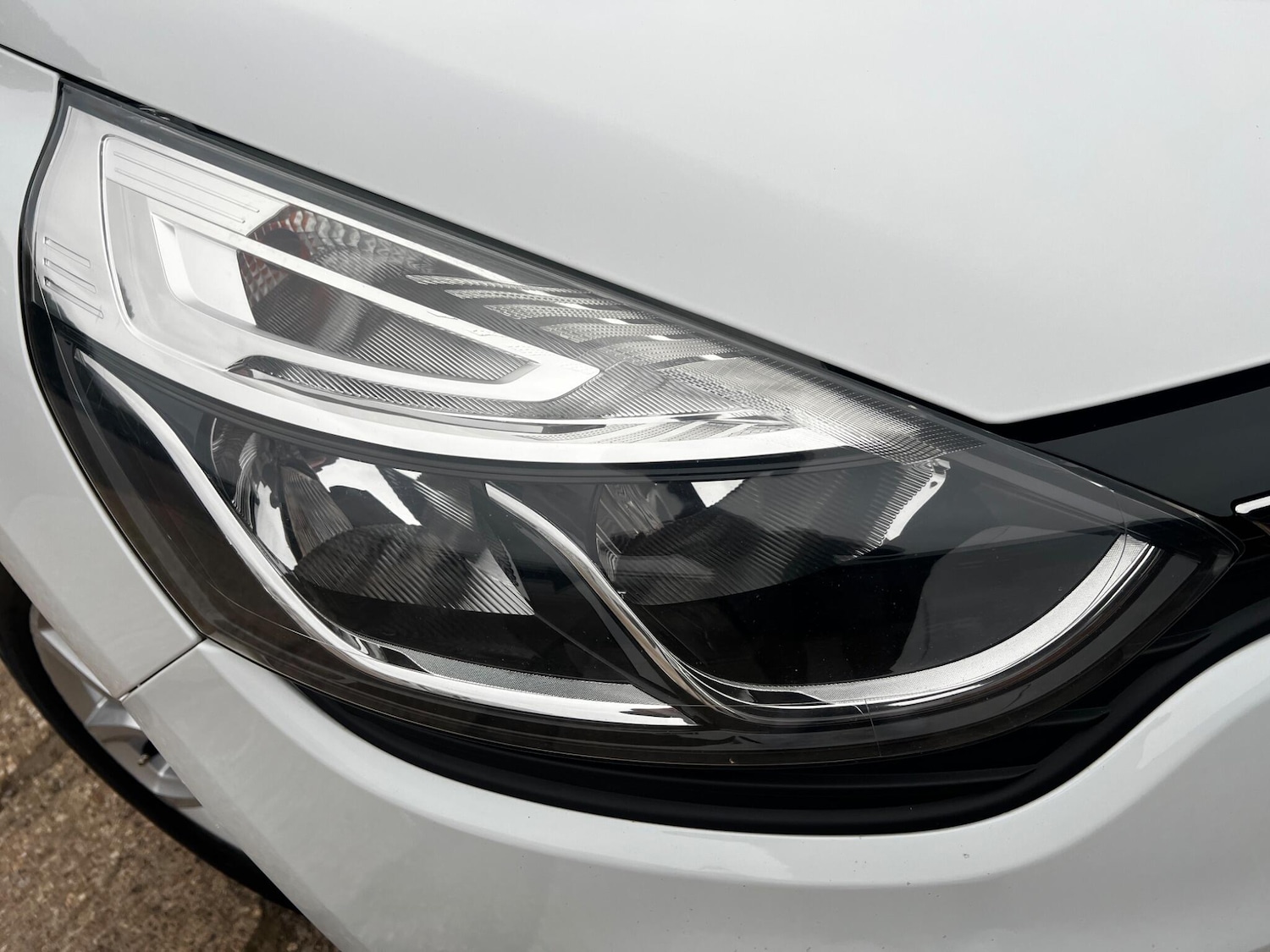 Used Renault Clio 2016 for sale - 76239968: Photo 39