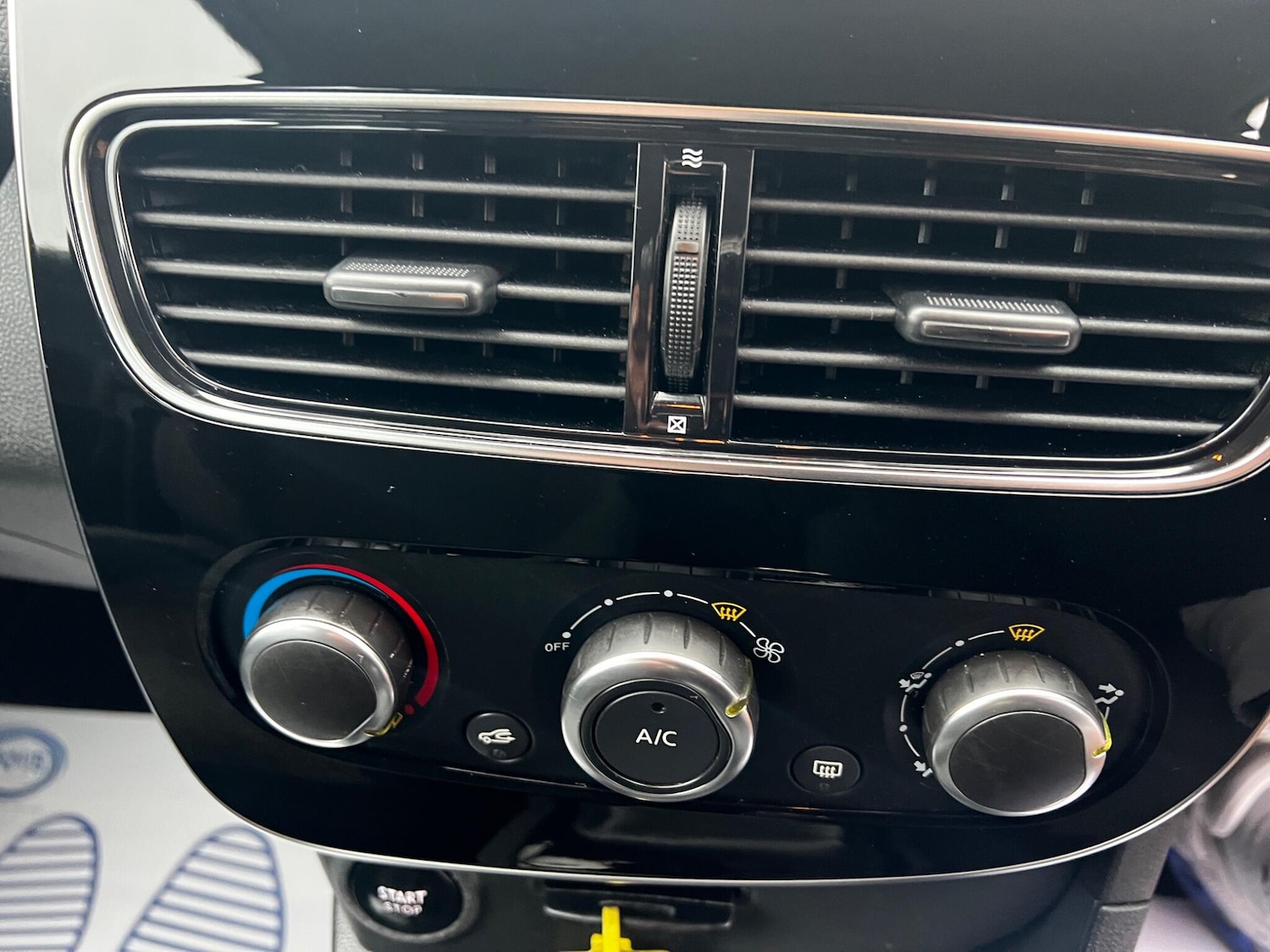 Used Renault Clio 2016 for sale - 76239968: Photo 43