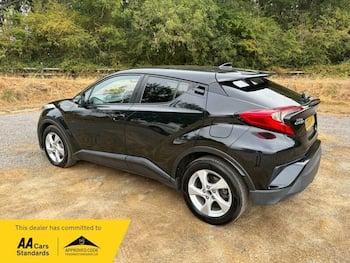 Used Toyota C-HR 2018 for sale - 79565013: Photo