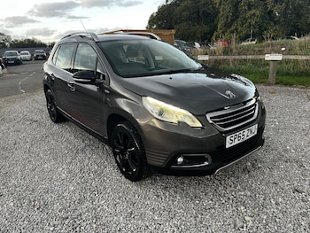 Used Peugeot 2008 2015 for sale - 75990500: Photo