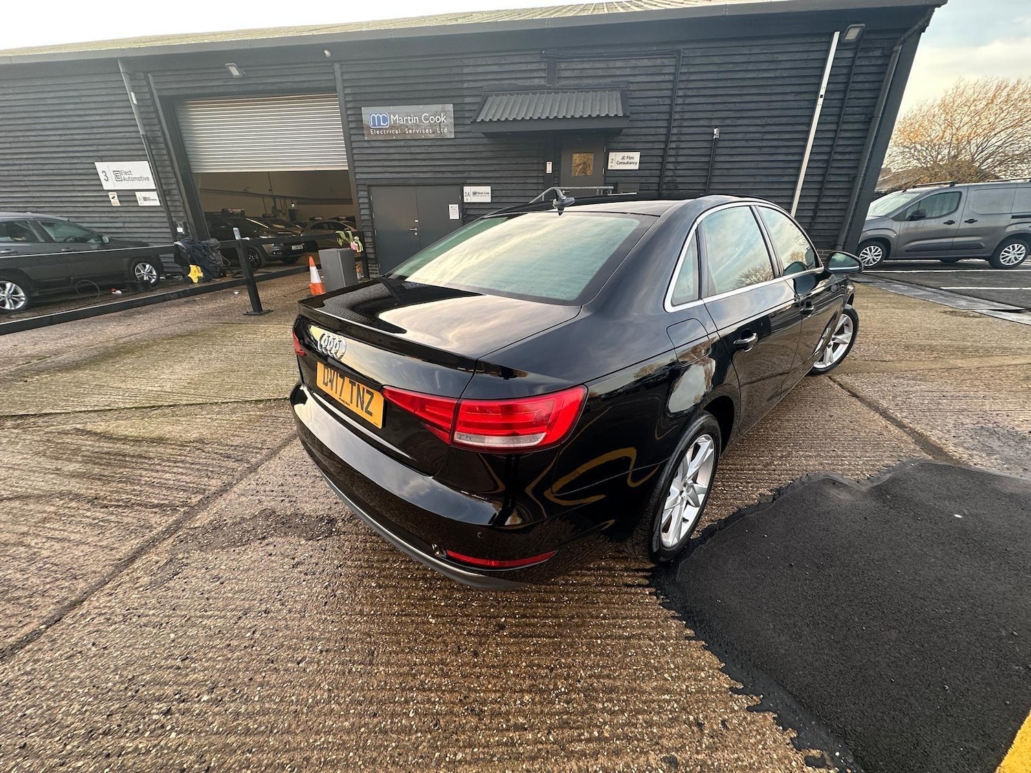 Used Audi A4 2017 for sale - 76952806: Photo 11