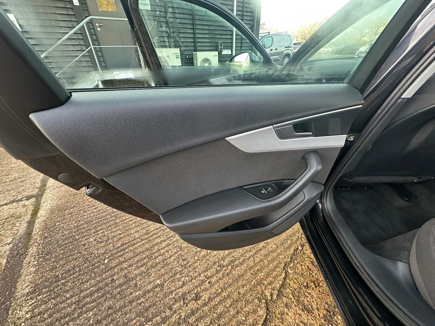 Used Audi A4 2017 for sale - 76952806: Photo 27