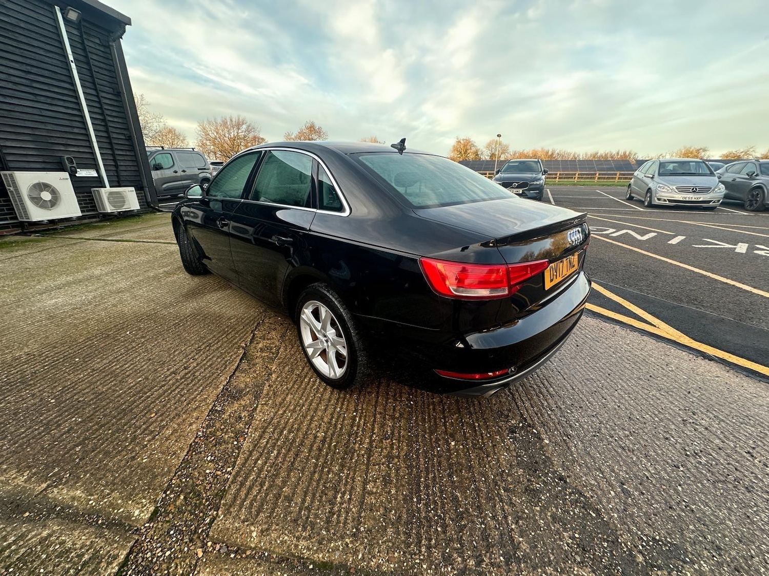 Used Audi A4 2017 for sale - 76952806: Photo 6