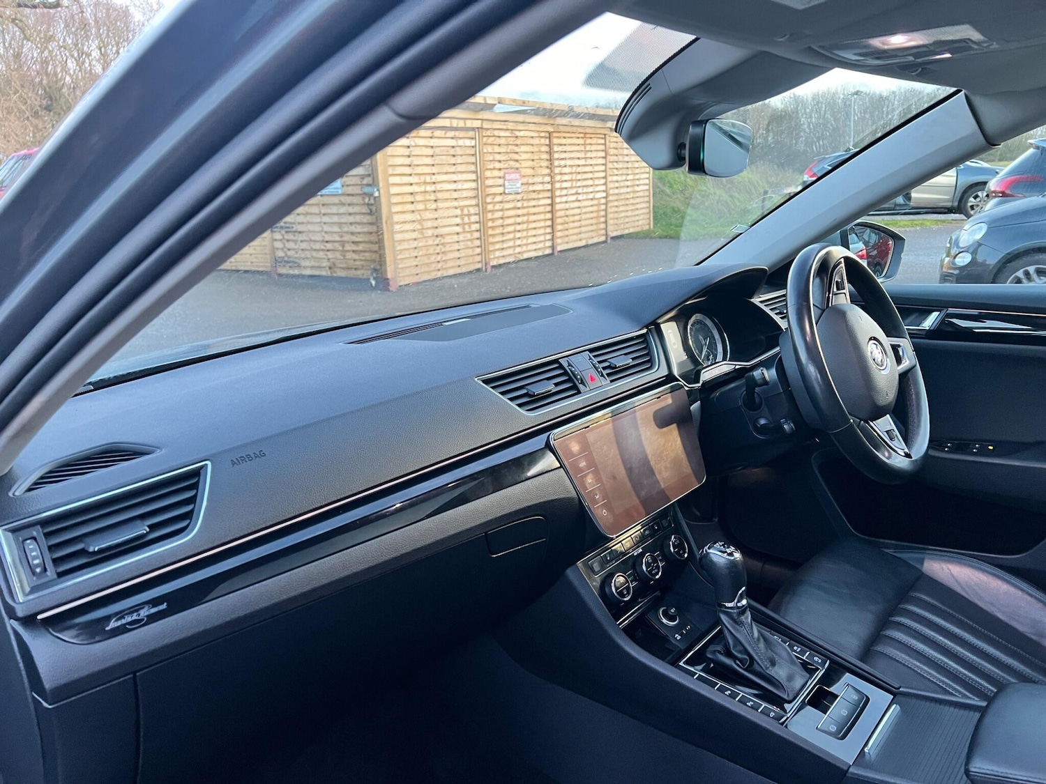 Used Skoda Superb 2017 for sale - 77229659: Photo 11