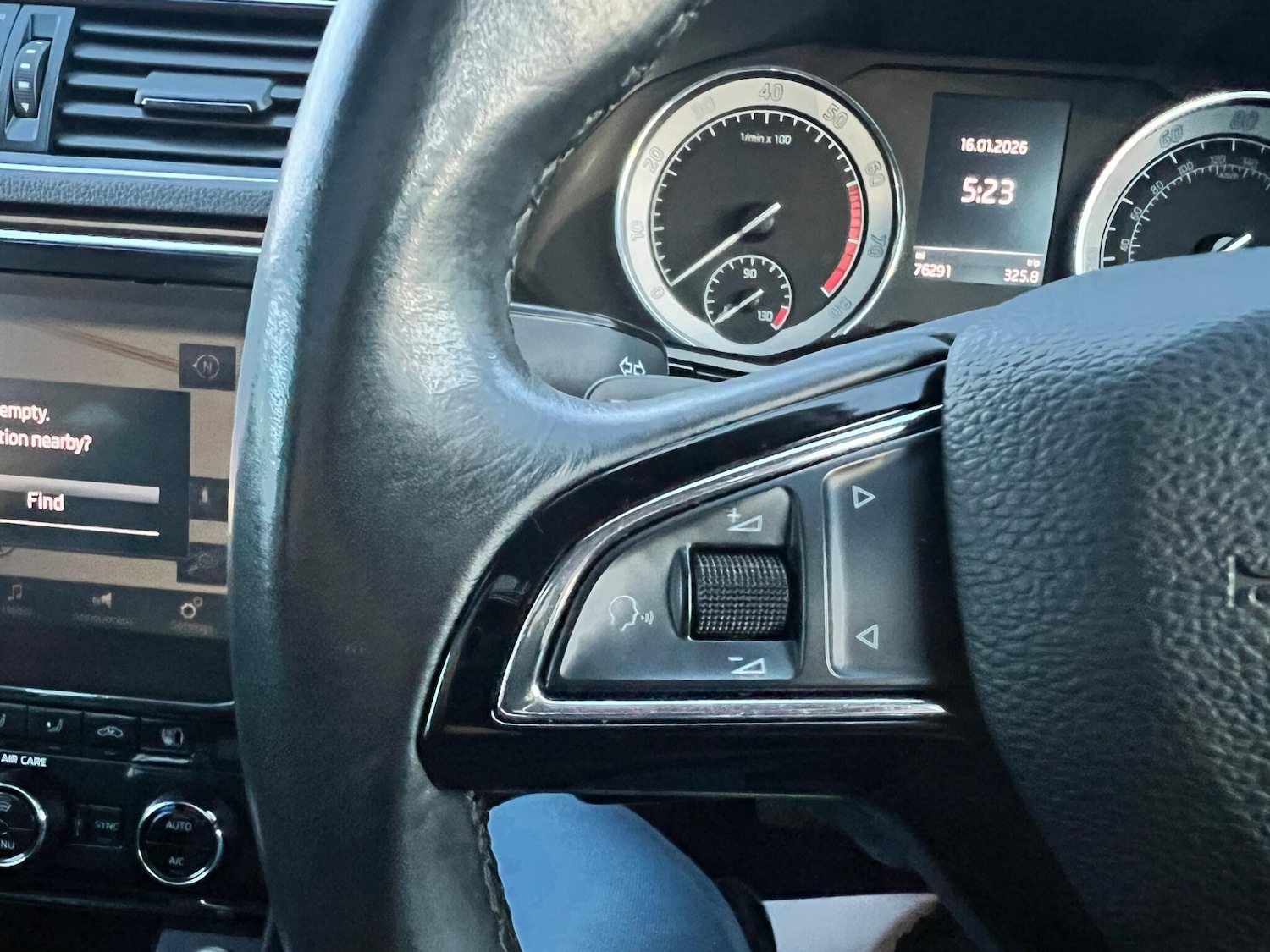 Used Skoda Superb 2017 for sale - 77229659: Photo 17