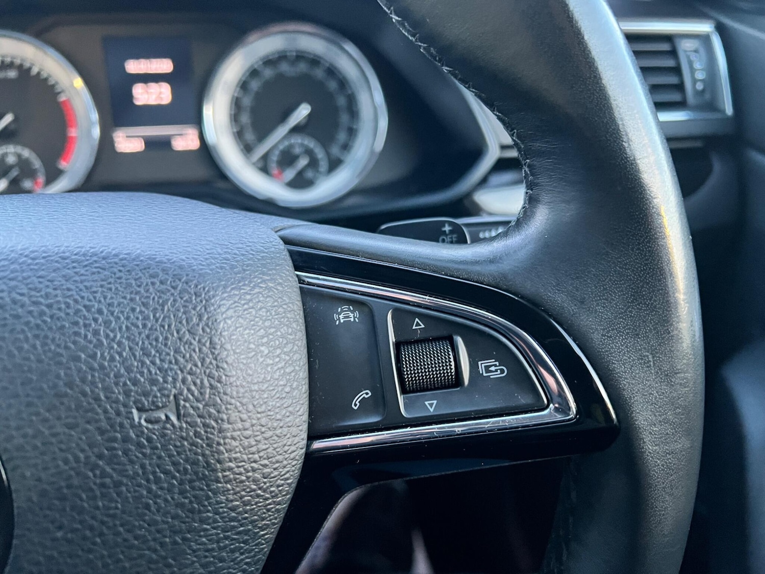 Used Skoda Superb 2017 for sale - 77229659: Photo 18