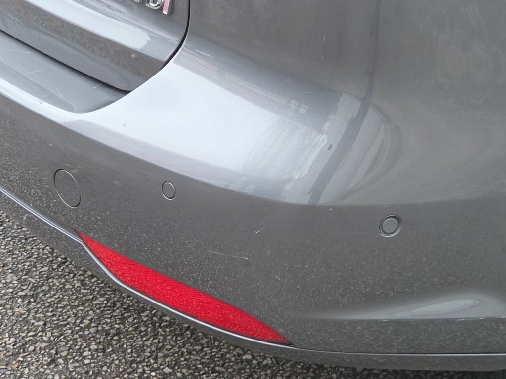 Used Volkswagen Touran 2012 for sale - 76481891: Photo 11