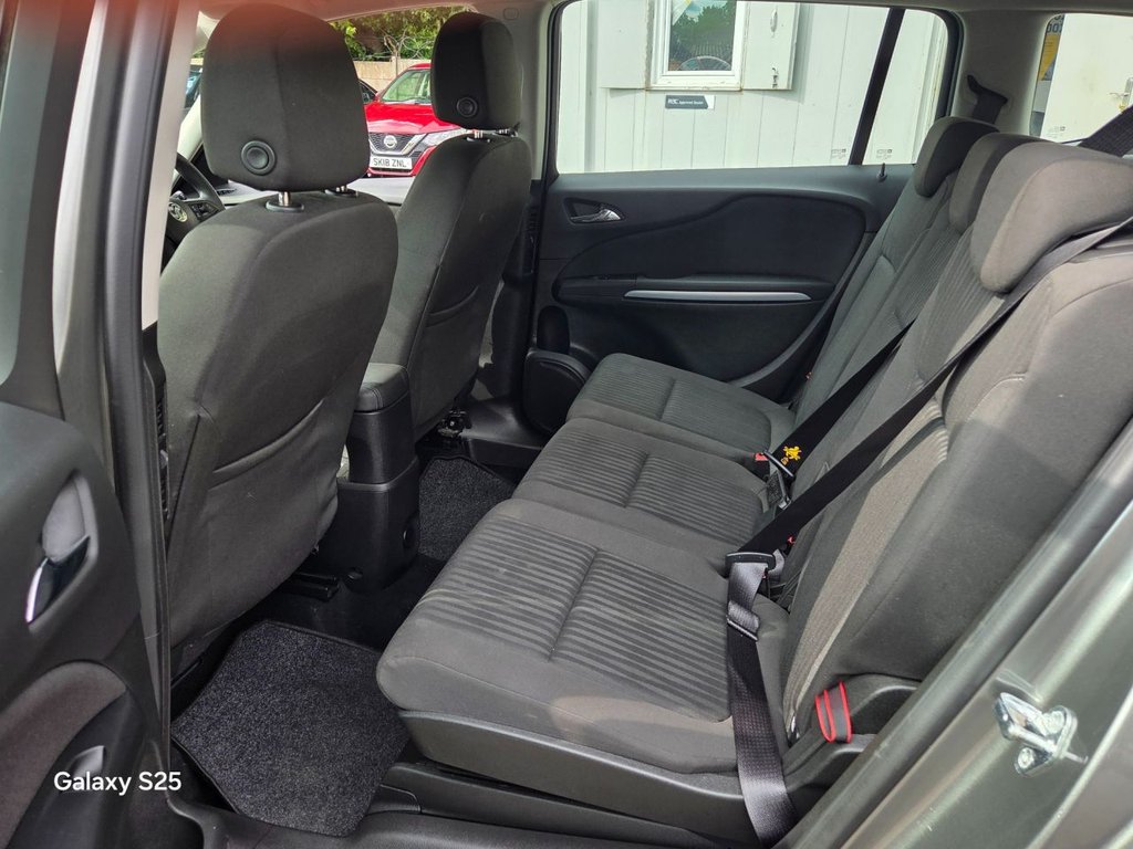 Used Vauxhall Zafira Tourer 2017 for sale - 76105504: Photo 13