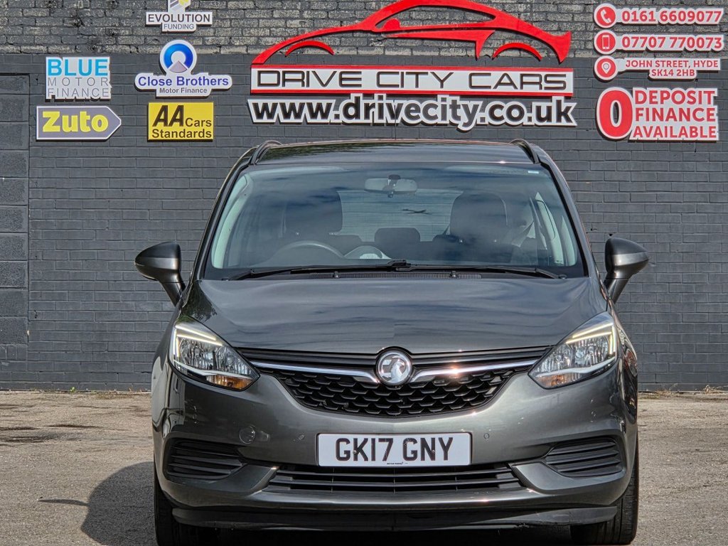 Used Vauxhall Zafira Tourer 2017 for sale - 76105504: Photo 2