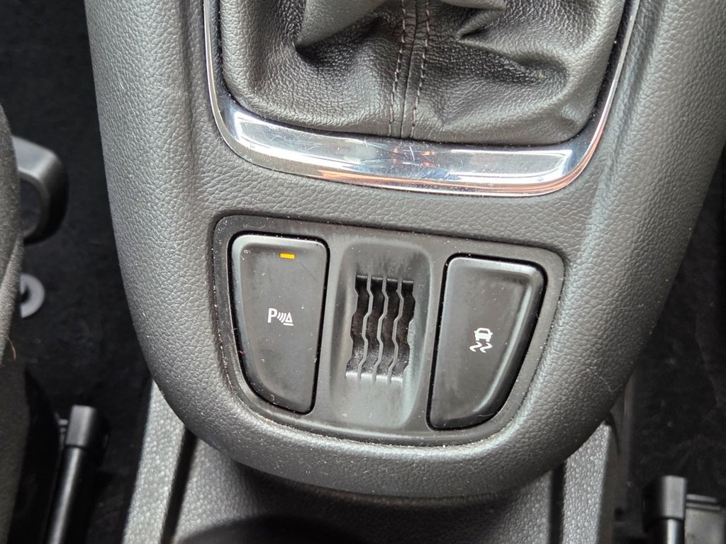 Used Vauxhall Zafira Tourer 2017 for sale - 76105504: Photo 26