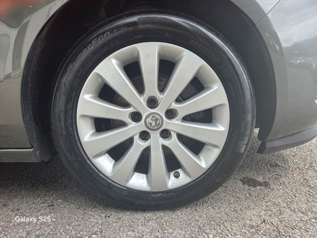 Used Vauxhall Zafira Tourer 2017 for sale - 76105504: Photo 35