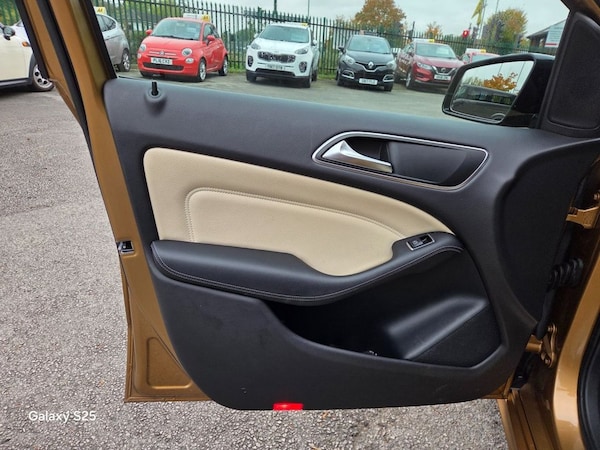 Used Mercedes-Benz B Class 2013 for sale - 76256704: Photo 27