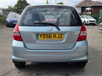 Used Honda Jazz 2006 for sale - 75693227: Photo