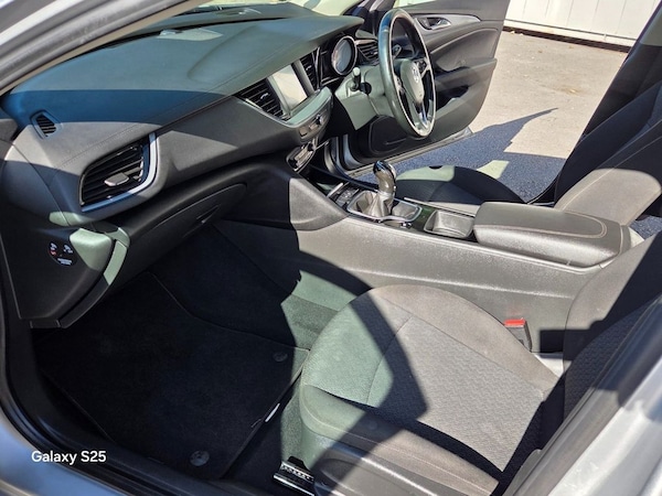 Used Vauxhall Insignia 2019 for sale - 76069154: Photo 10