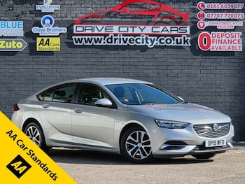 Vauxhall - Insignia