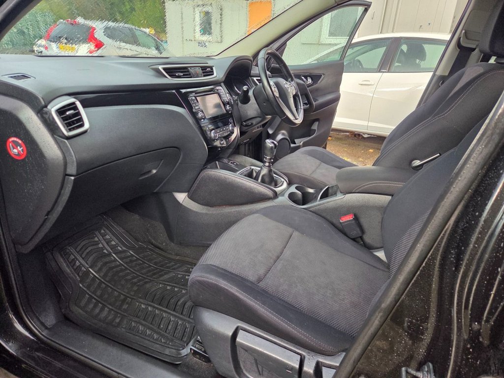 Used Nissan Qashqai 2015 for sale - 76686643: Photo 20