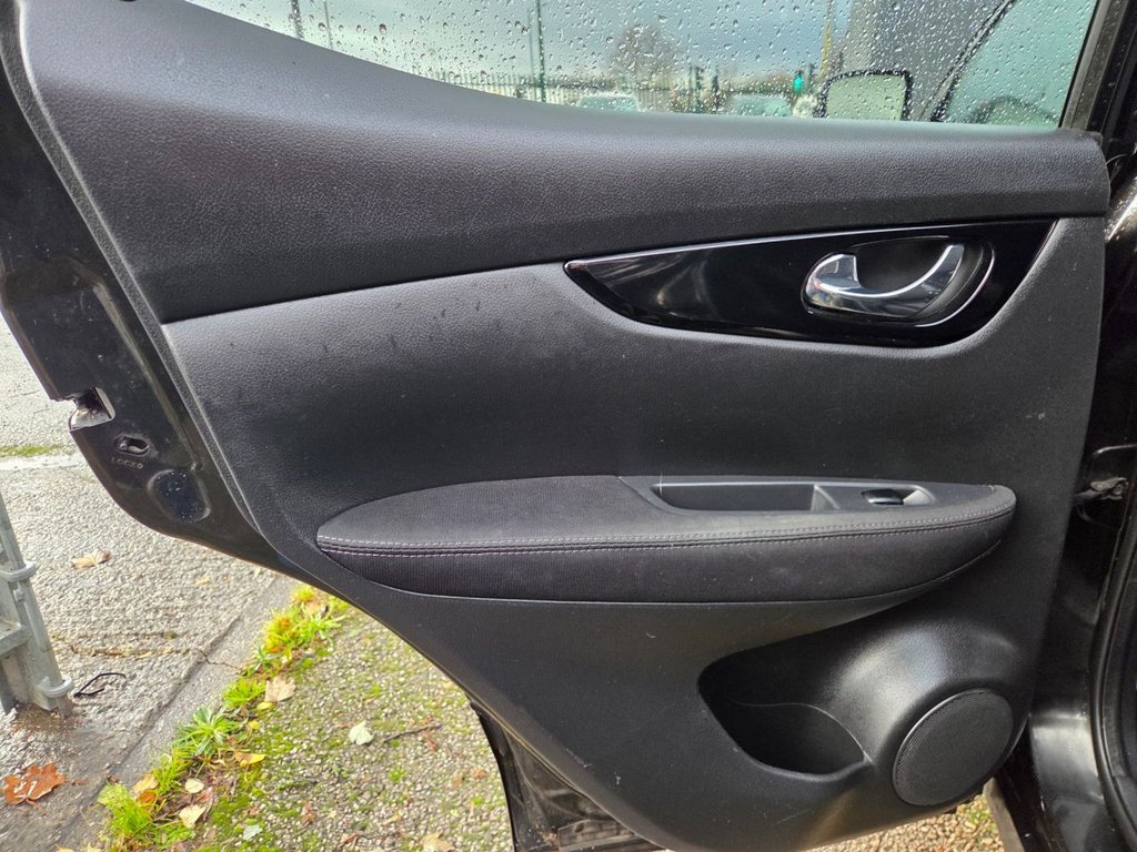 Used Nissan Qashqai 2015 for sale - 76686643: Photo 26