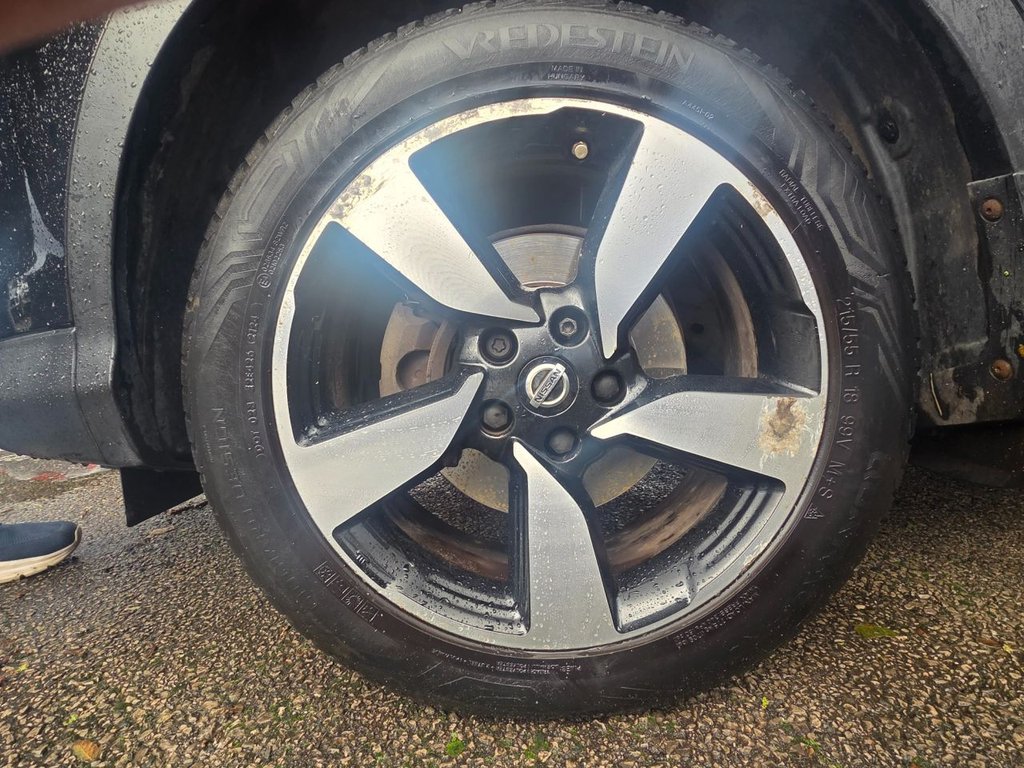 Used Nissan Qashqai 2015 for sale - 76686643: Photo 31