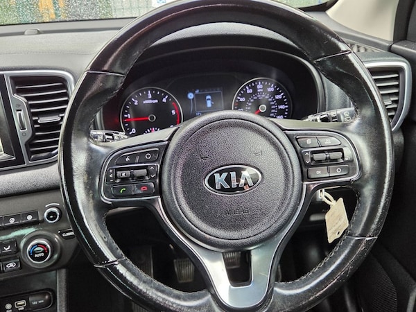 Used Kia Sportage 2017 for sale - 76313001: Photo 13