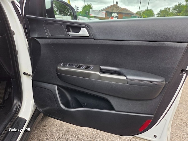 Used Kia Sportage 2017 for sale - 76313001: Photo 28