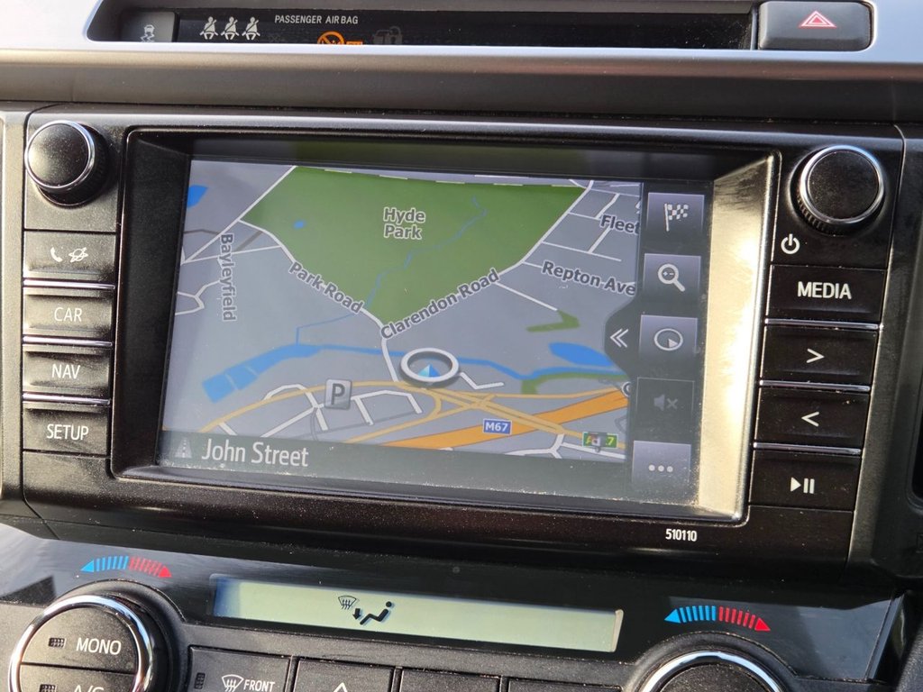 Used Toyota RAV4 2017 for sale - 76439339: Photo 10