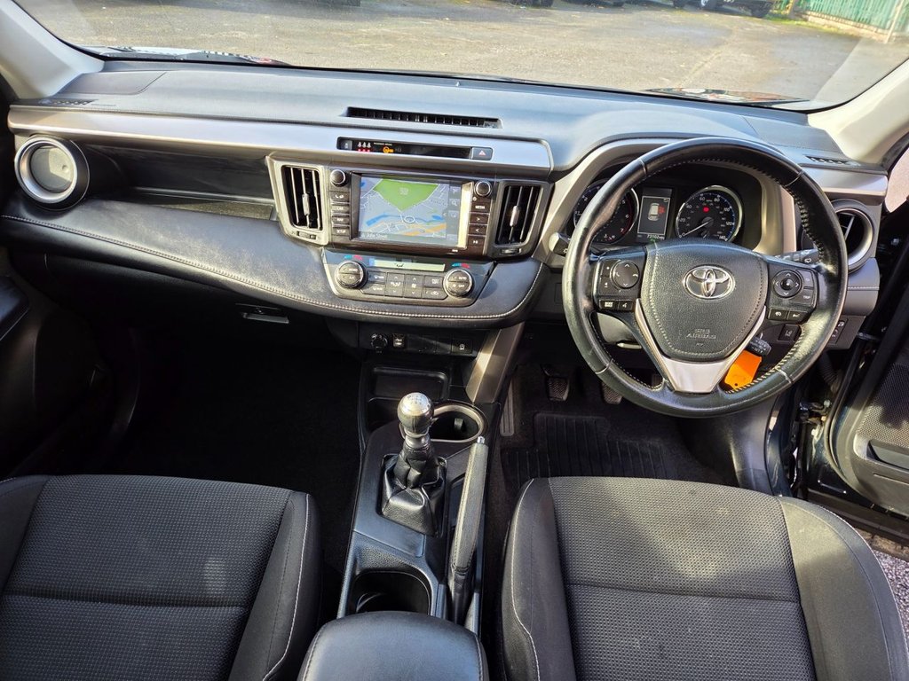 Used Toyota RAV4 2017 for sale - 76439339: Photo 12