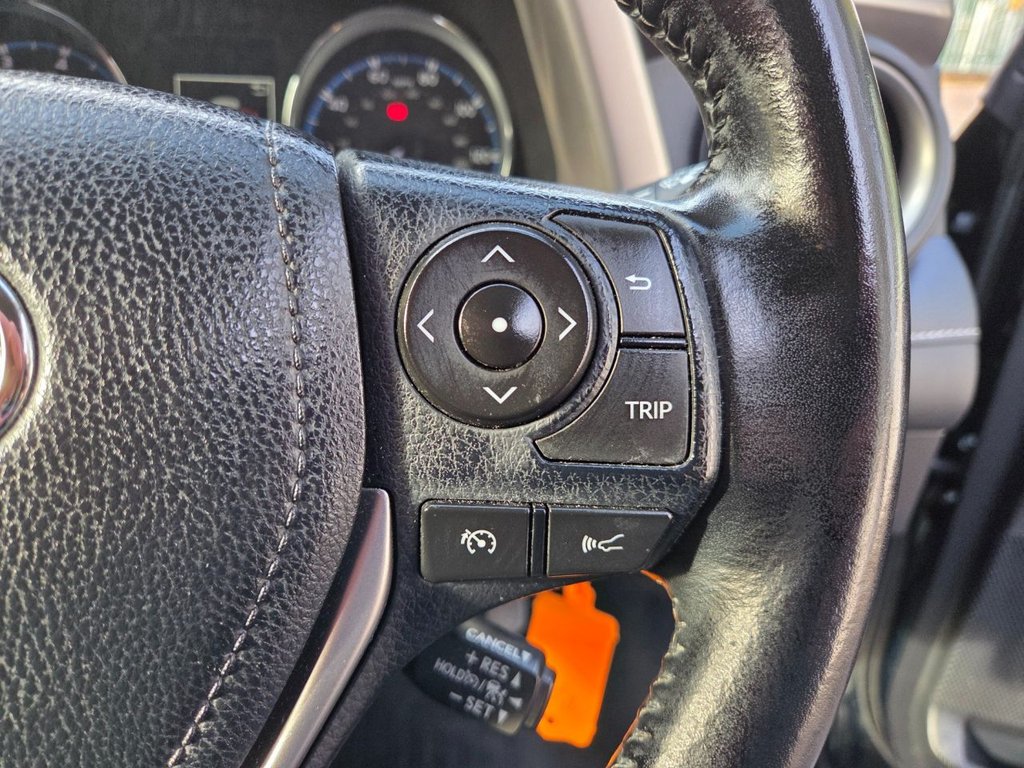 Used Toyota RAV4 2017 for sale - 76439339: Photo 21