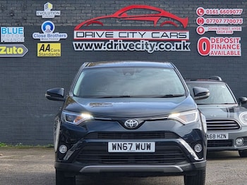 Used Toyota RAV4 2017 for sale - 76439339: Photo