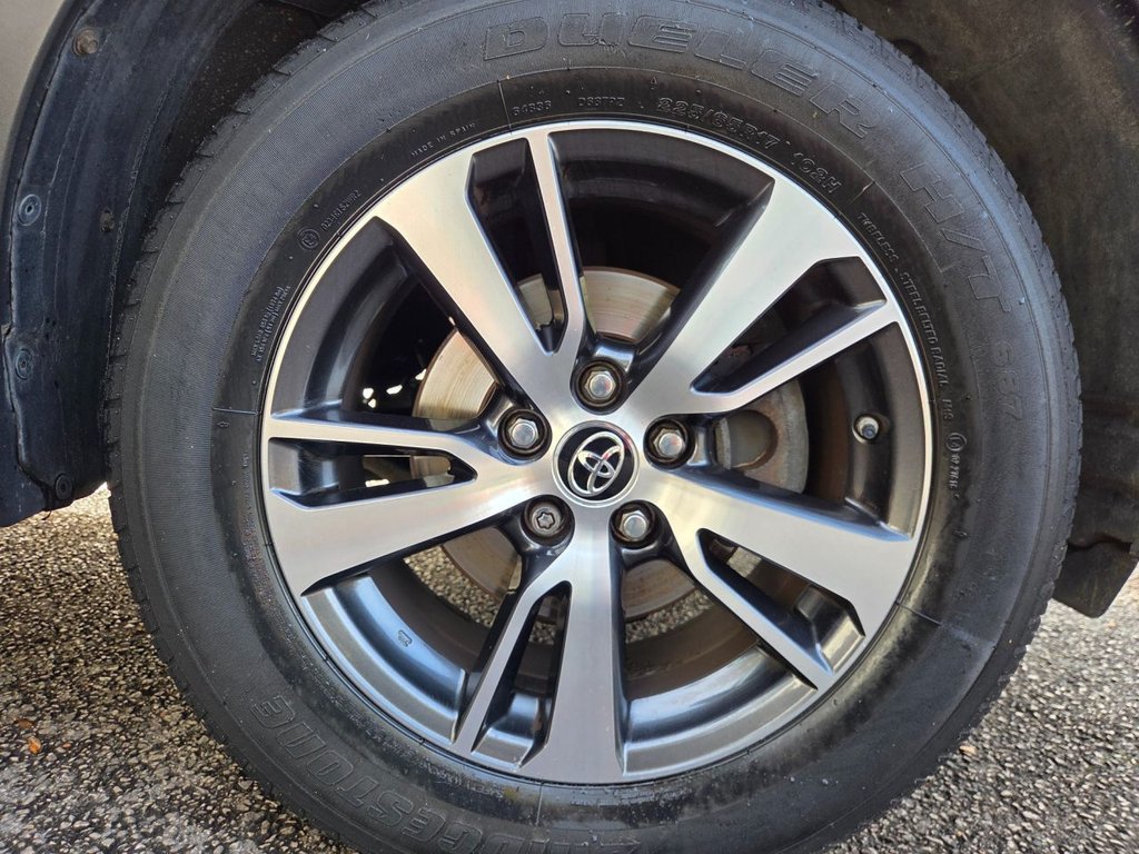 Used Toyota RAV4 2017 for sale - 76439339: Photo 35