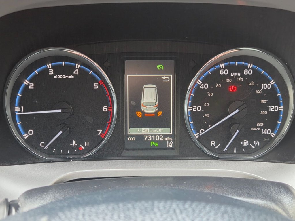Used Toyota RAV4 2017 for sale - 76439339: Photo 9