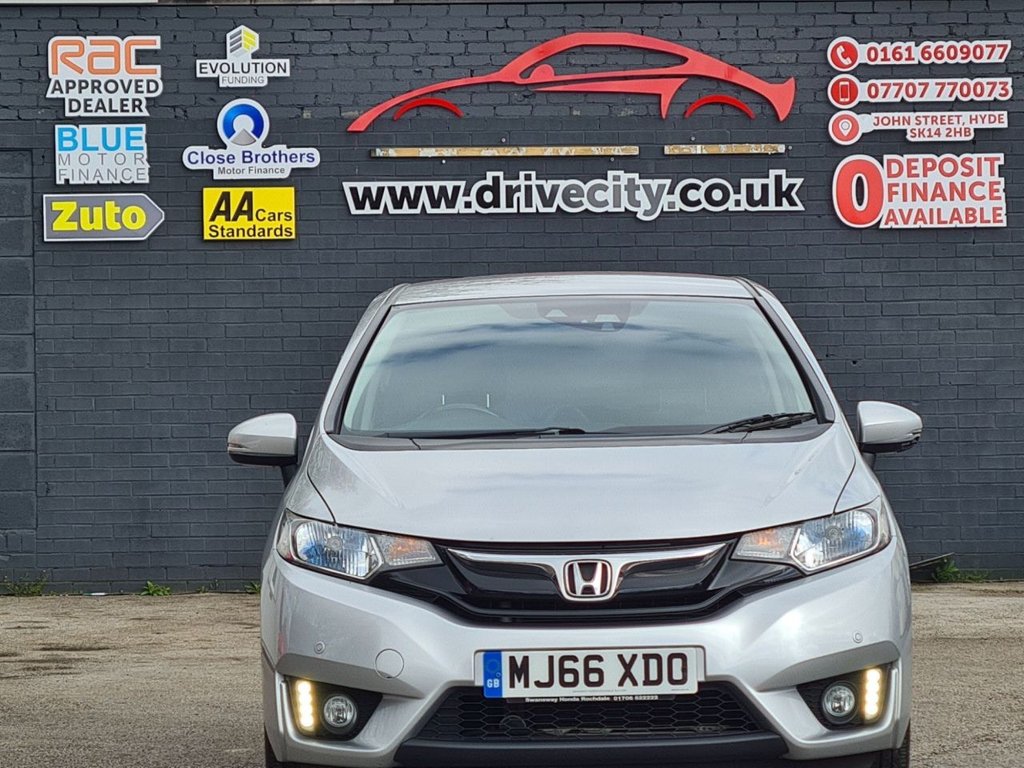 Used Honda Jazz 2017 for sale - 77407940: Photo 2