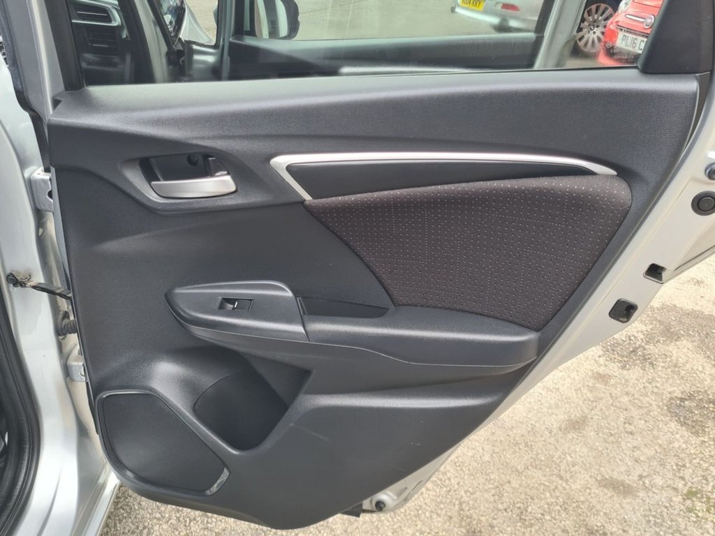 Used Honda Jazz 2017 for sale - 77407940: Photo 33