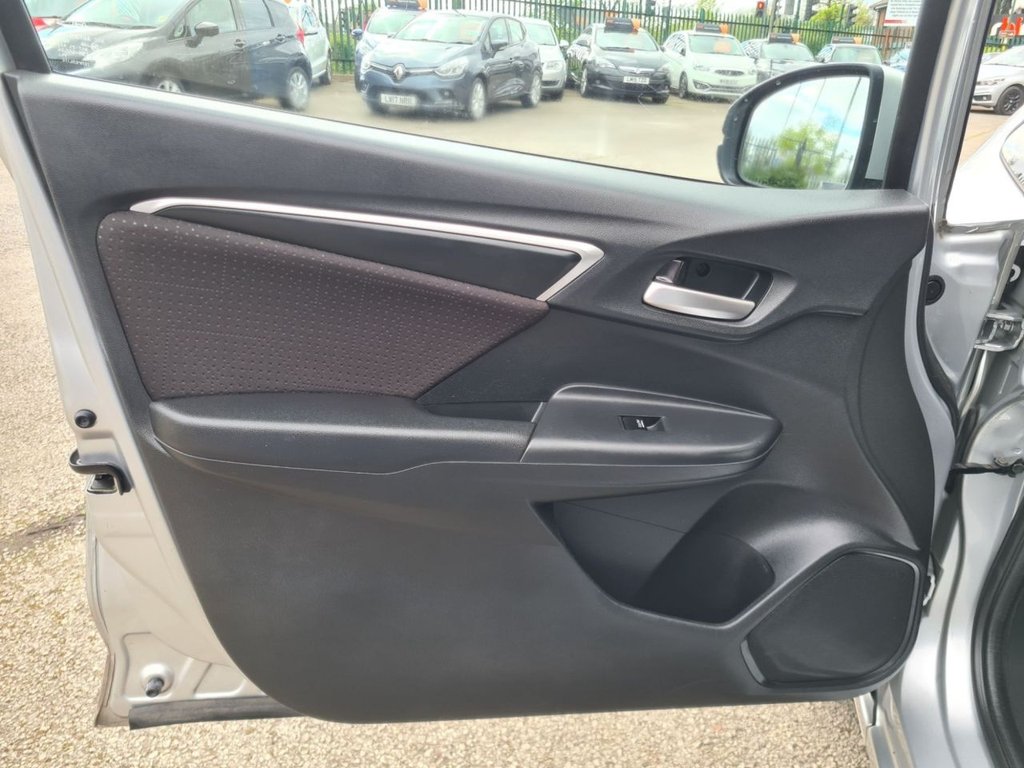 Used Honda Jazz 2017 for sale - 77407940: Photo 35