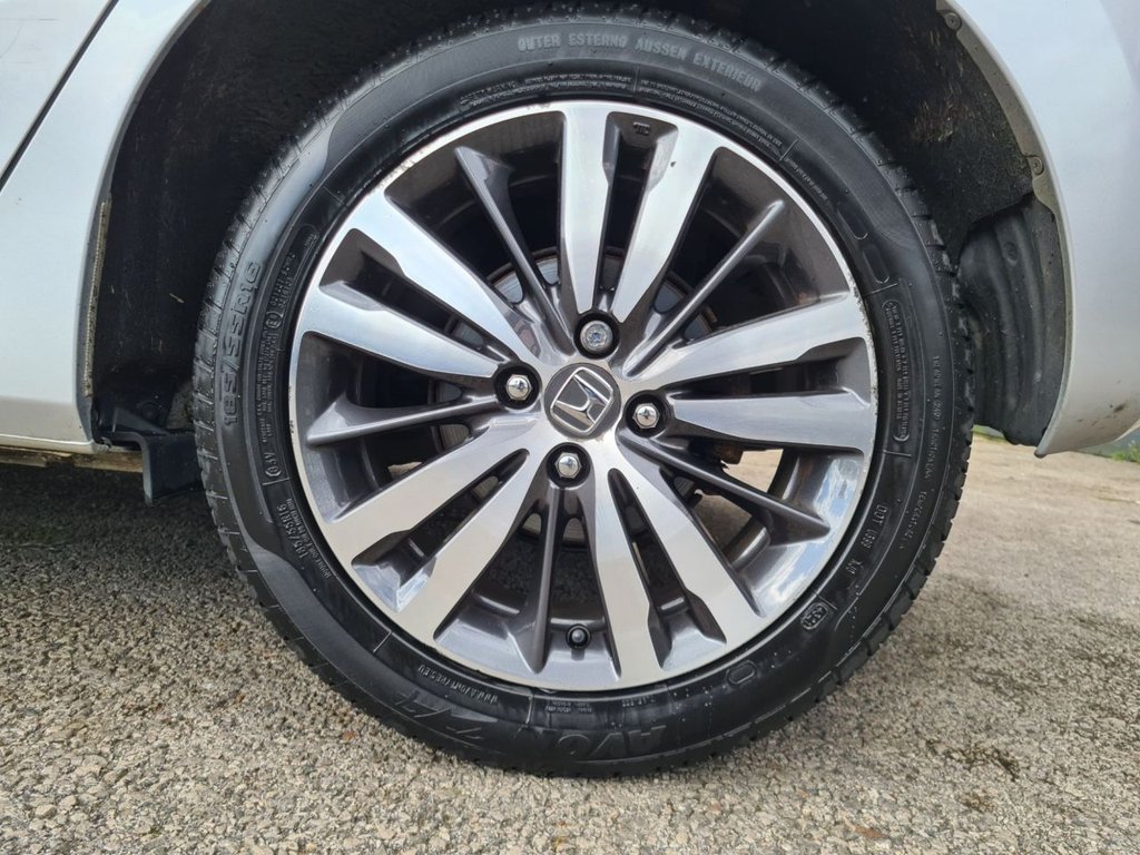 Used Honda Jazz 2017 for sale - 77407940: Photo 37