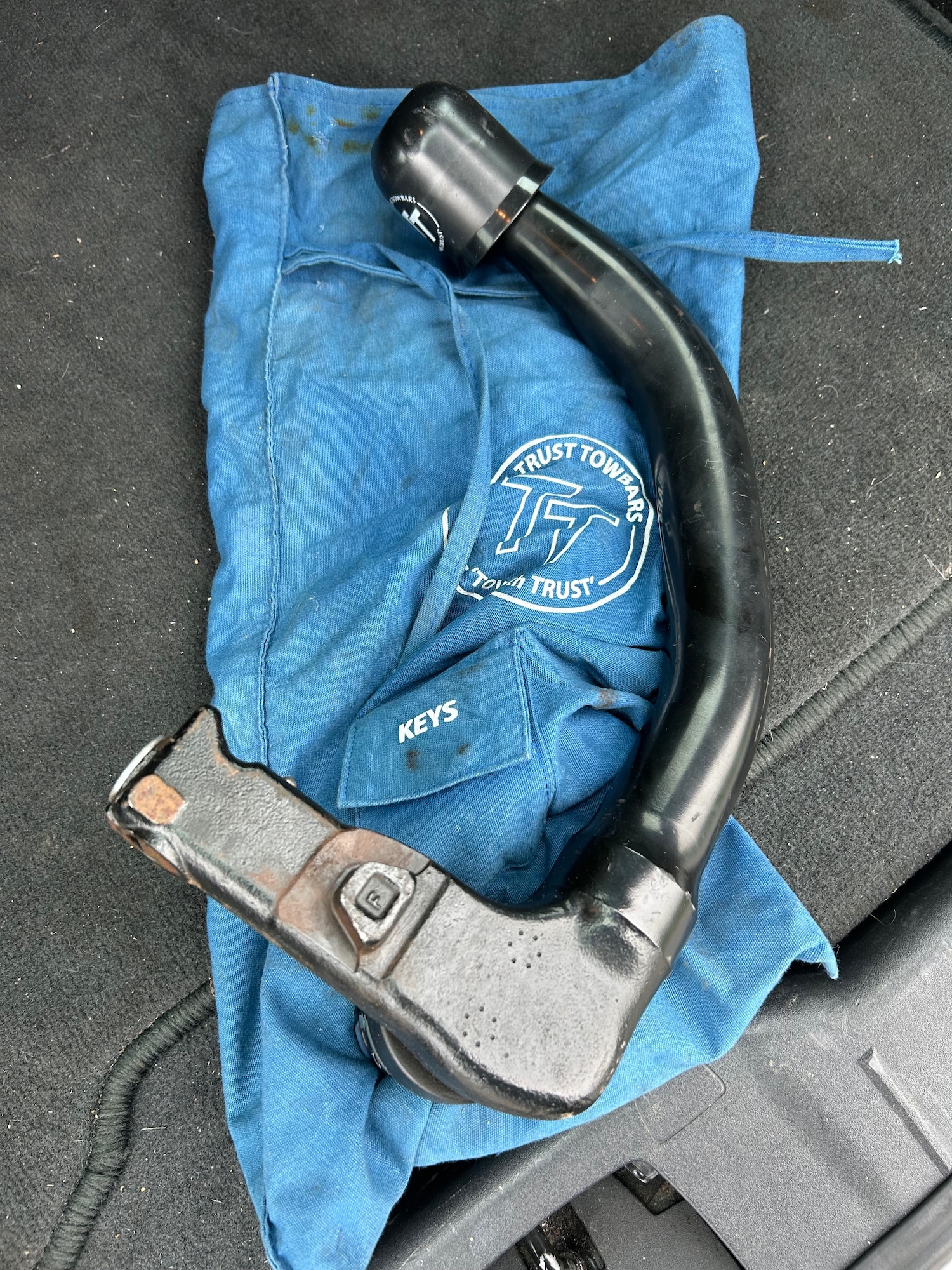 Used Volvo V50 2012 for sale - 77792689: Photo 12