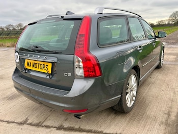 Used Volvo V50 2012 for sale - 77792689: Photo